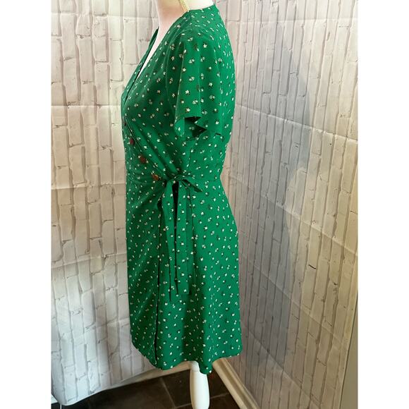 E&M Green Wrap Sz L - Picture 4 of 12